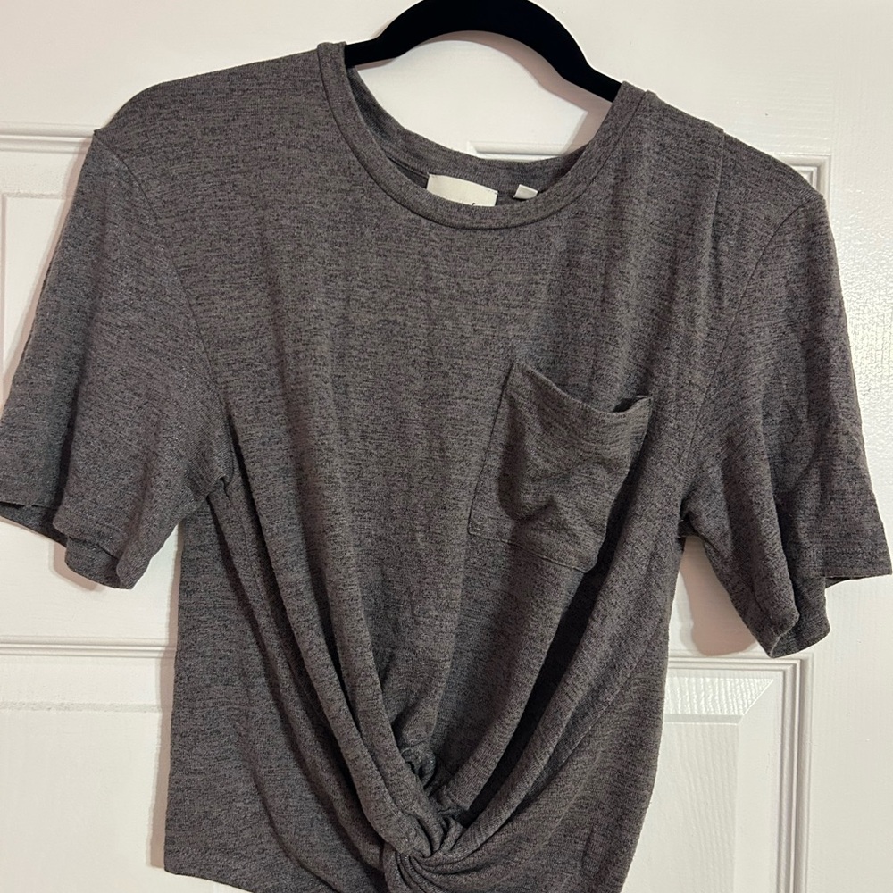 Wilfred Charcoal Knotted Crop Top